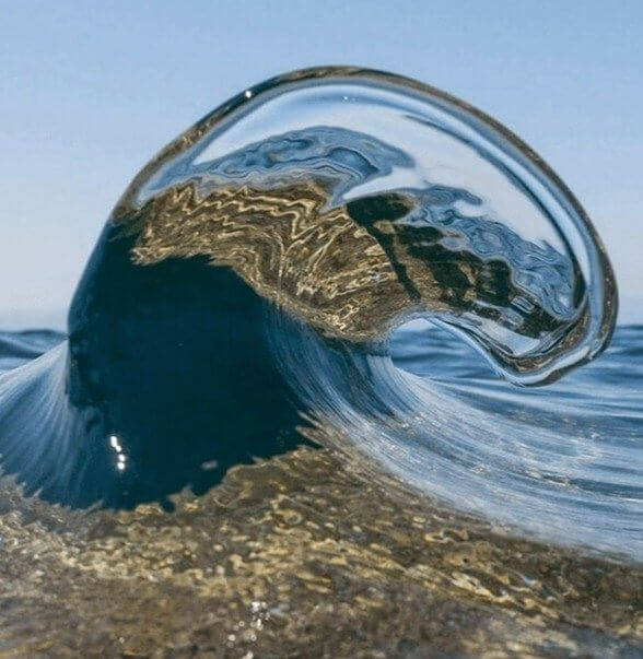 Mesmerizing Wave